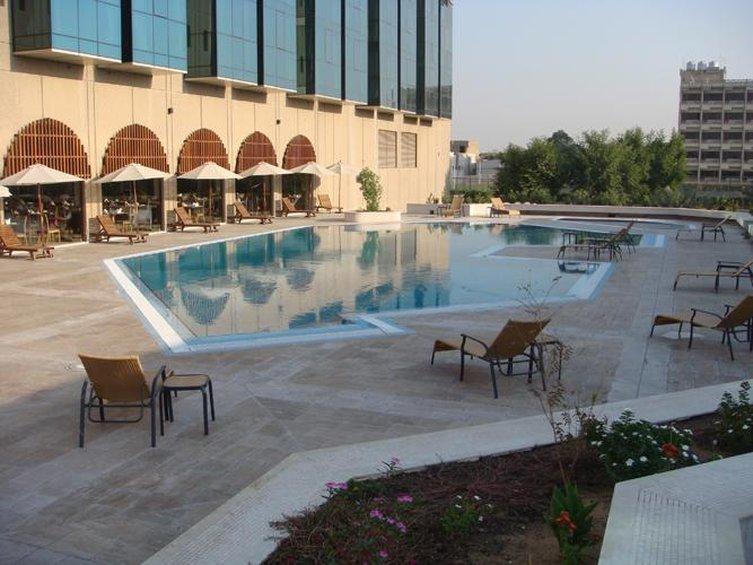 Basra International Hotel Kültér fotó